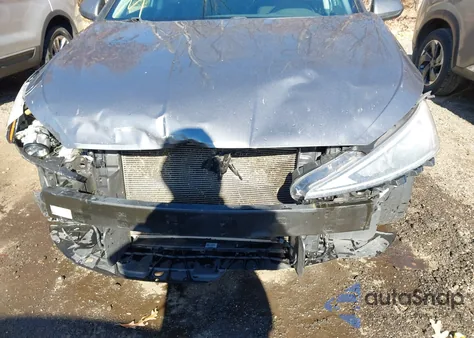 2019 Hyundai Elantra Sel z USA, uszkodzony, nr VIN 5NPD84LF9KH478862